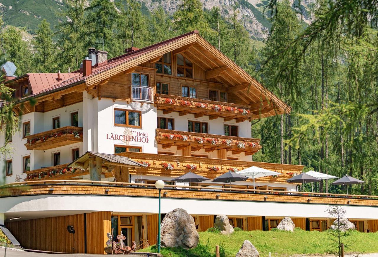 Hotel Laerchenhof Ramsau am Dachstein Exterior photo